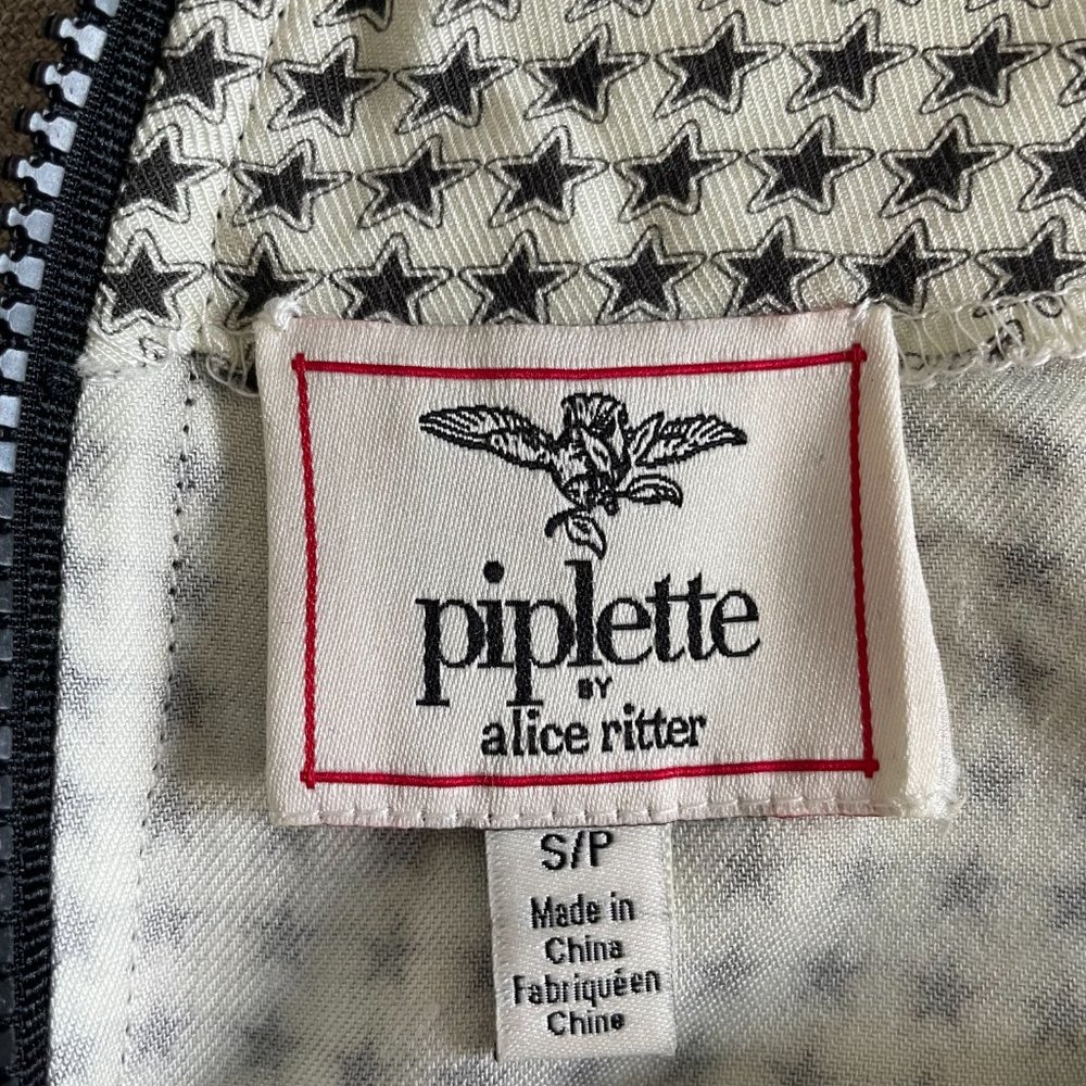 Alice Ritter - Picture 3 of 3